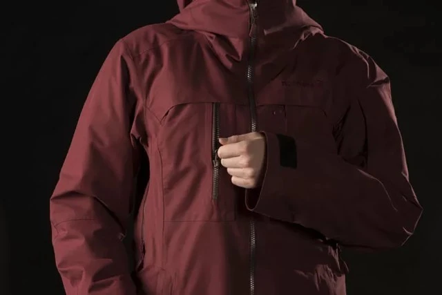 Norrøna Roldal Gore-Tex PrimaLoft Jacket (W) - Caviar 5 Norrøna Roldal Gore-Tex PrimaLoft Jacket (W) - Caviar – Bild 5