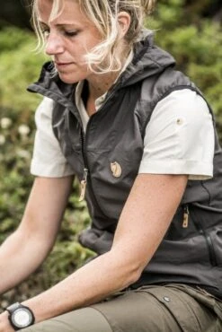 FJÄLLRÄVEN Abisko Hybrid Vest Women 10 FJÄLLRÄVEN Abisko Hybrid Vest Women -Wild Pack Pro Verkaufsgeschäft 567b798b5483761628926aee227188fd 1280x1280