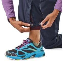 Patagonia W's Torrentshell 3L Rain Pants - Reg -Wild Pack Pro Verkaufsgeschäft 83817 blk 4 1280x1280