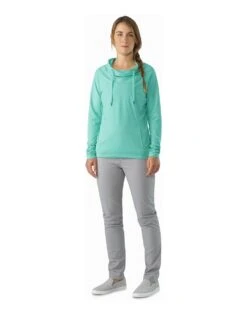 Arcteryx Varana LS Shirt Womens 8 Arcteryx Varana LS Shirt Womens -Wild Pack Pro Verkaufsgeschäft Varana Shirt LS Women s Halcyon Front View 1280x1280