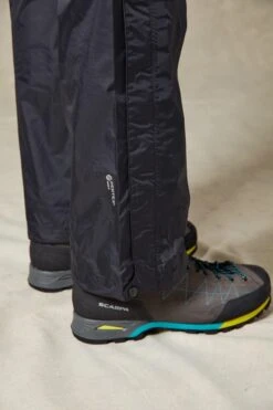 Rab Downpour Pants Wmns -Wild Pack Pro Verkaufsgeschäft womens downpour pants model qwf 64 6 large 1280x1280